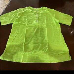 Women’s Green Top